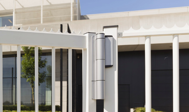 Samozamykacze do furtek